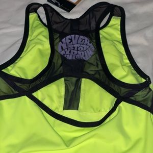 NORTH FACE TANK TOP W/ BUILT IN BRA